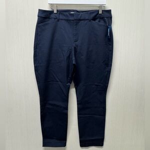 Old Navy High Rise Pixie Pant